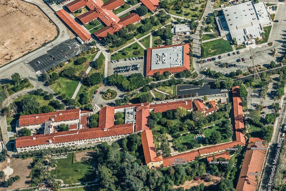 Bishop Alemany High School campus 11