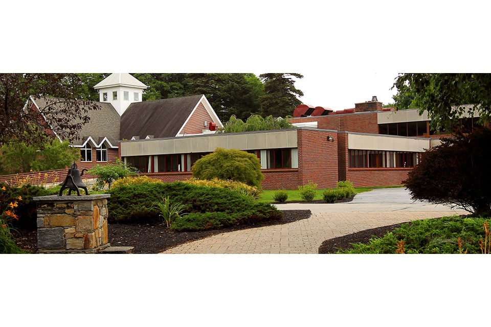 Marianapolis Preparatory School campus 9